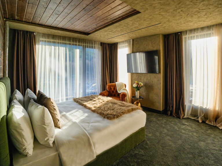 Alpine Deluxe Room – Mountain View at Premier Luxury Mountain Resort, Bansko