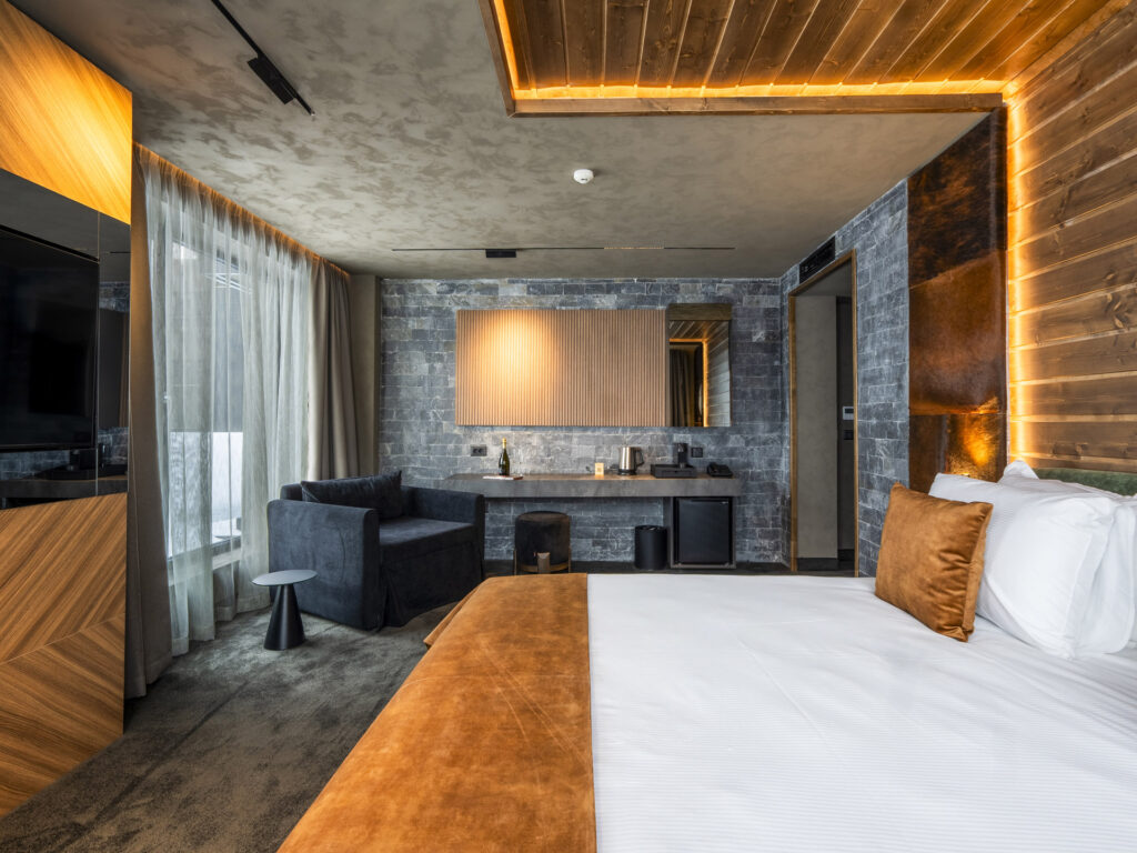 Alpine Premier Room – Mountain View at Premier Luxury Mountain Resort, Bansko