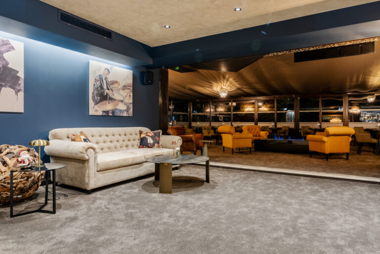Lobby lounge and bar area at Premier Luxury Mountain Resort, Bansko
